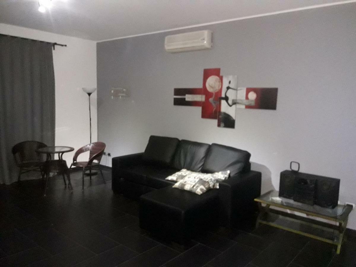 Casa Zefiro Lägenhet Pozzallo Exteriör bild